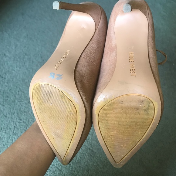 Nine West Lace Up Heel 6.5 - Picture 8 of 8